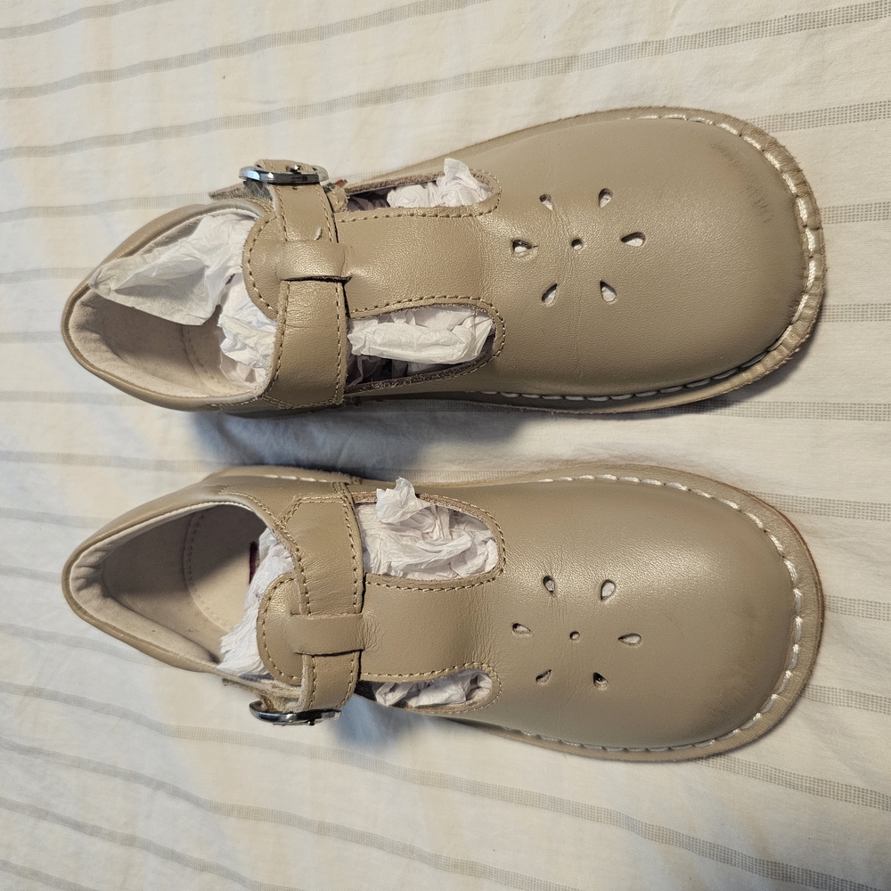 L'Amour Tan Dress Shoes for Kids